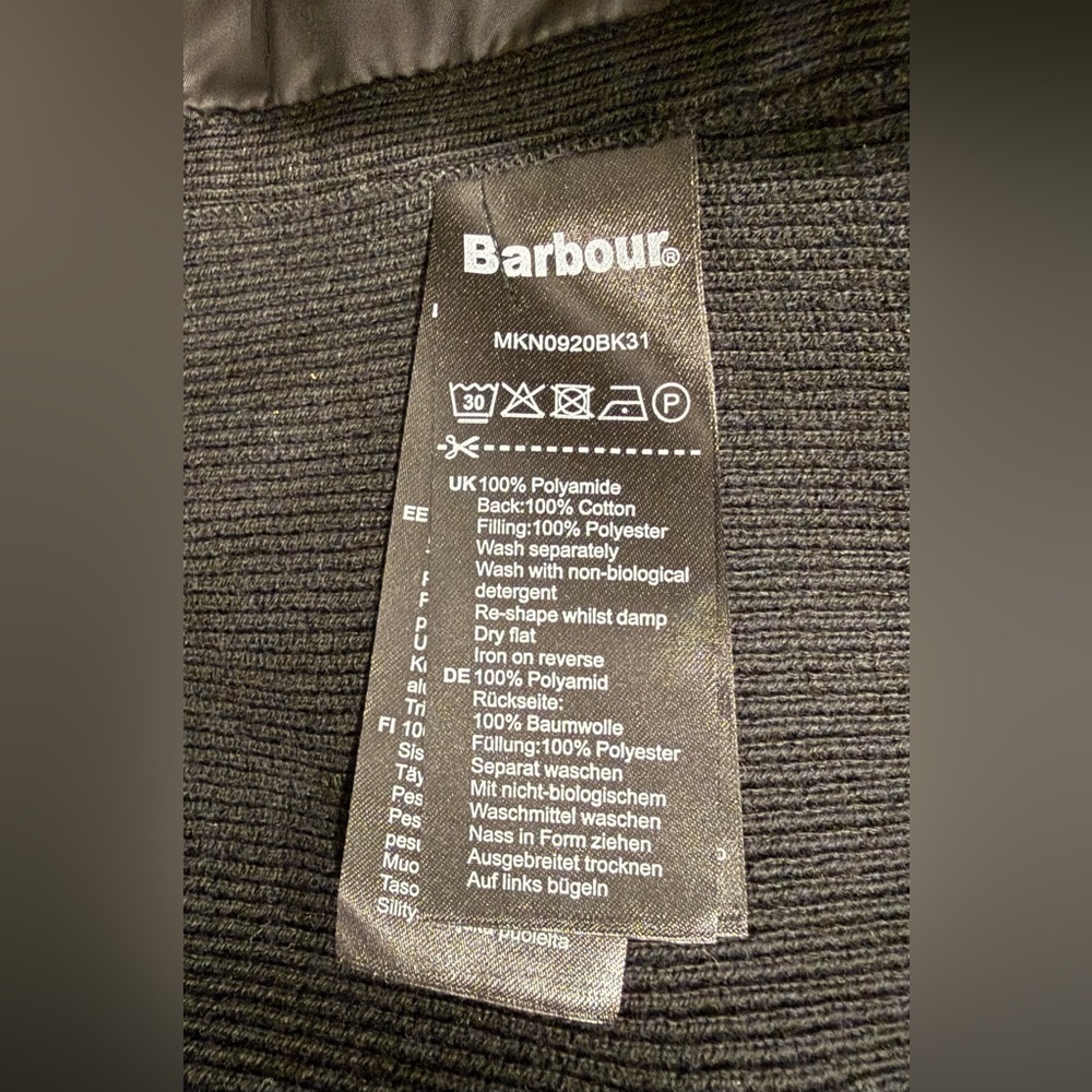 NWTs Barbour Men’s Mixed Media Essential Gilet/Vest. Black. Size XL - Picture 7 of 8